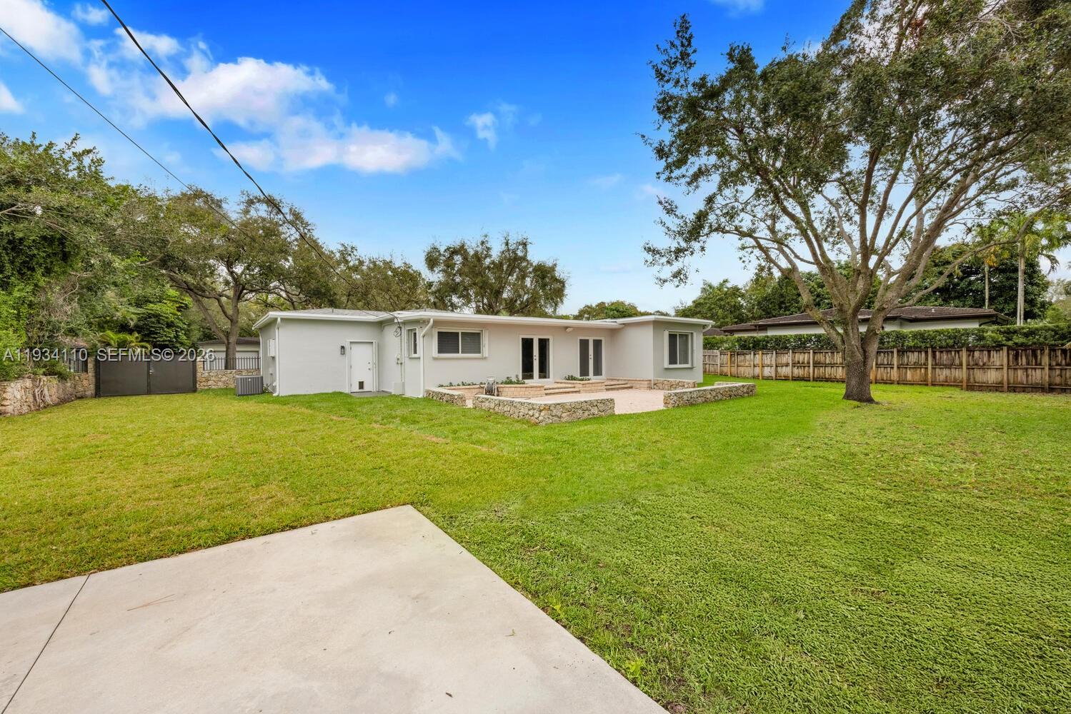 6110 SW 79th St South Miami, FL 33143