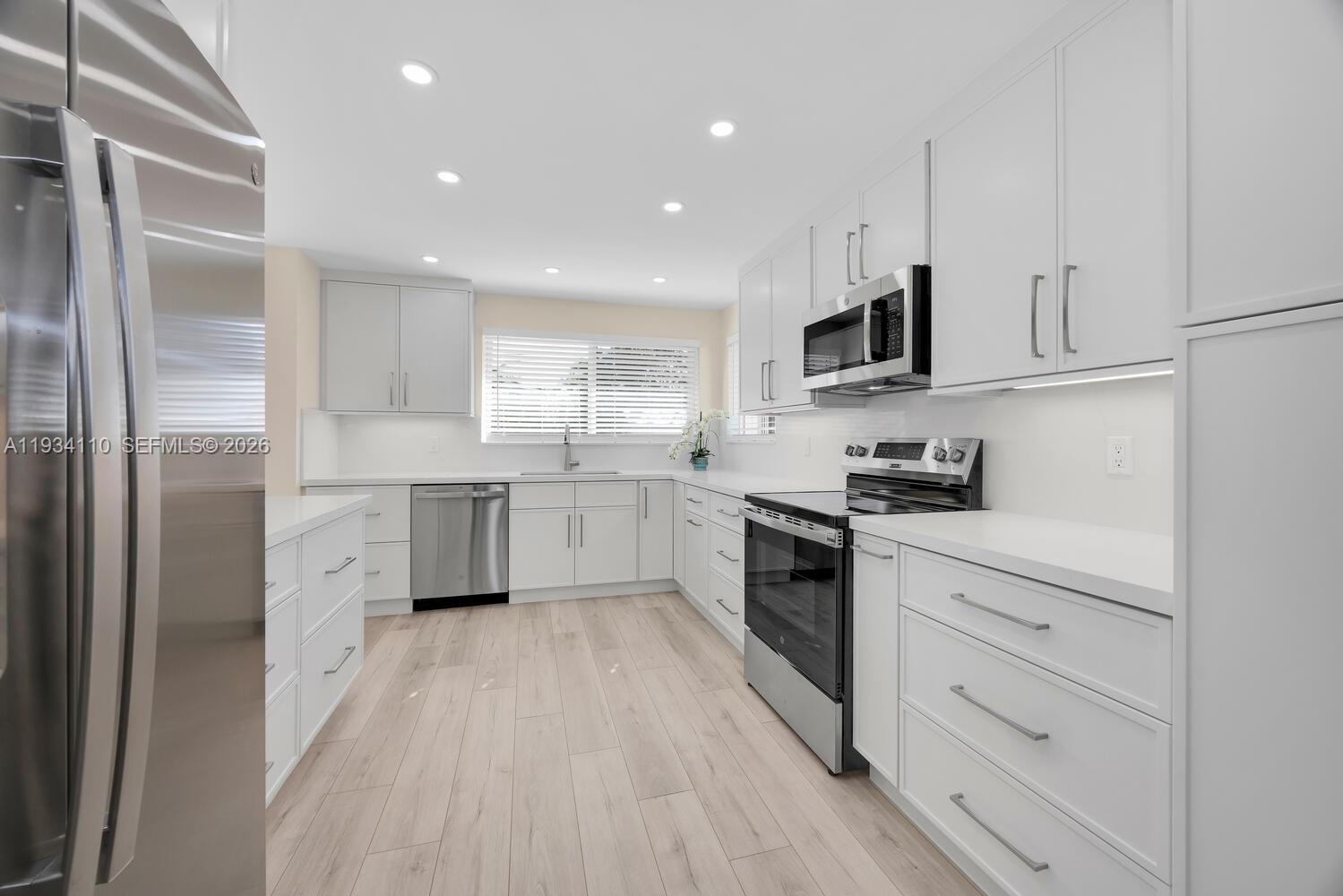 6110 SW 79th St South Miami, FL 33143