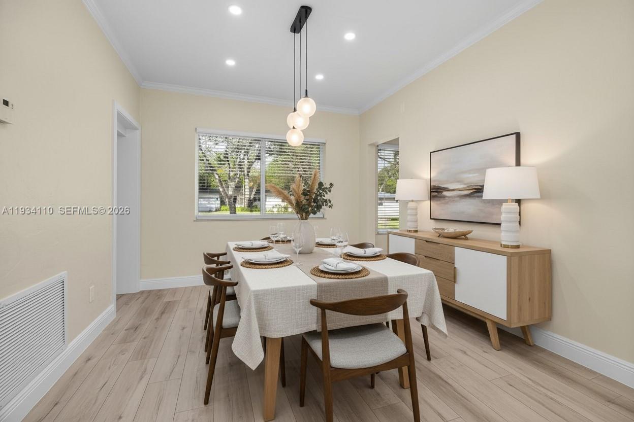 6110 SW 79th St South Miami, FL 33143