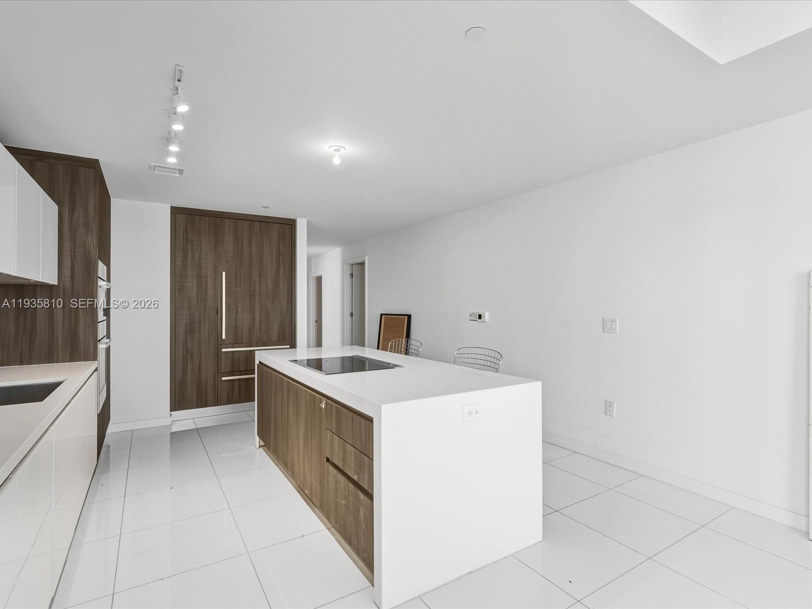 851 NE 1st Ave #4801 Miami, FL 33132