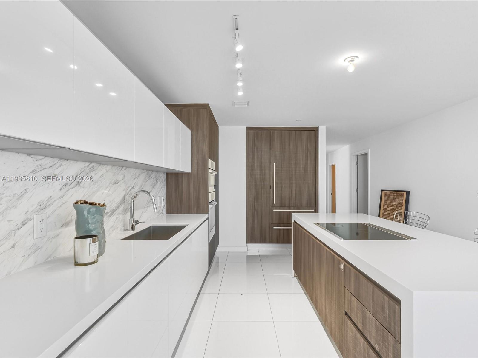 851 NE 1st Ave #4801 Miami, FL 33132