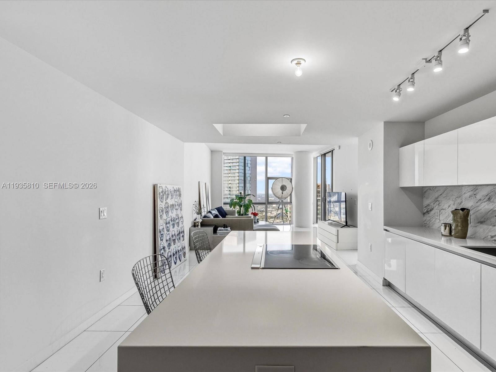 851 NE 1st Ave #4801 Miami, FL 33132