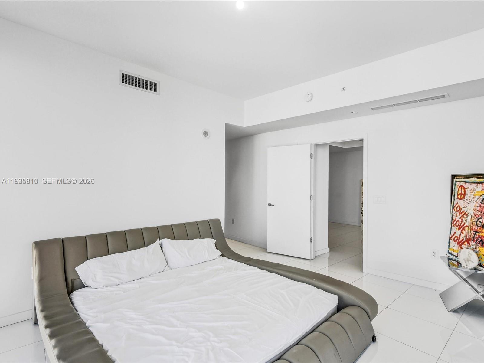 851 NE 1st Ave #4801 Miami, FL 33132