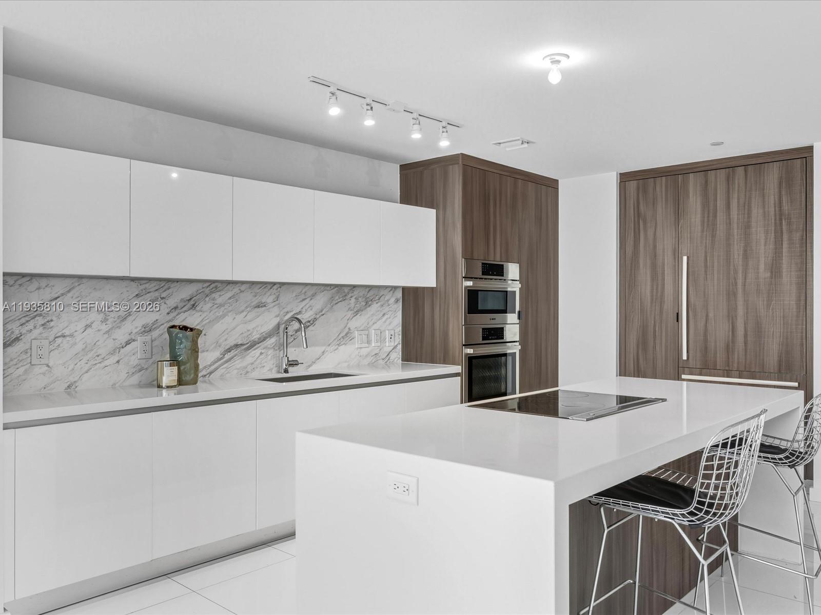 851 NE 1st Ave #4801 Miami, FL 33132