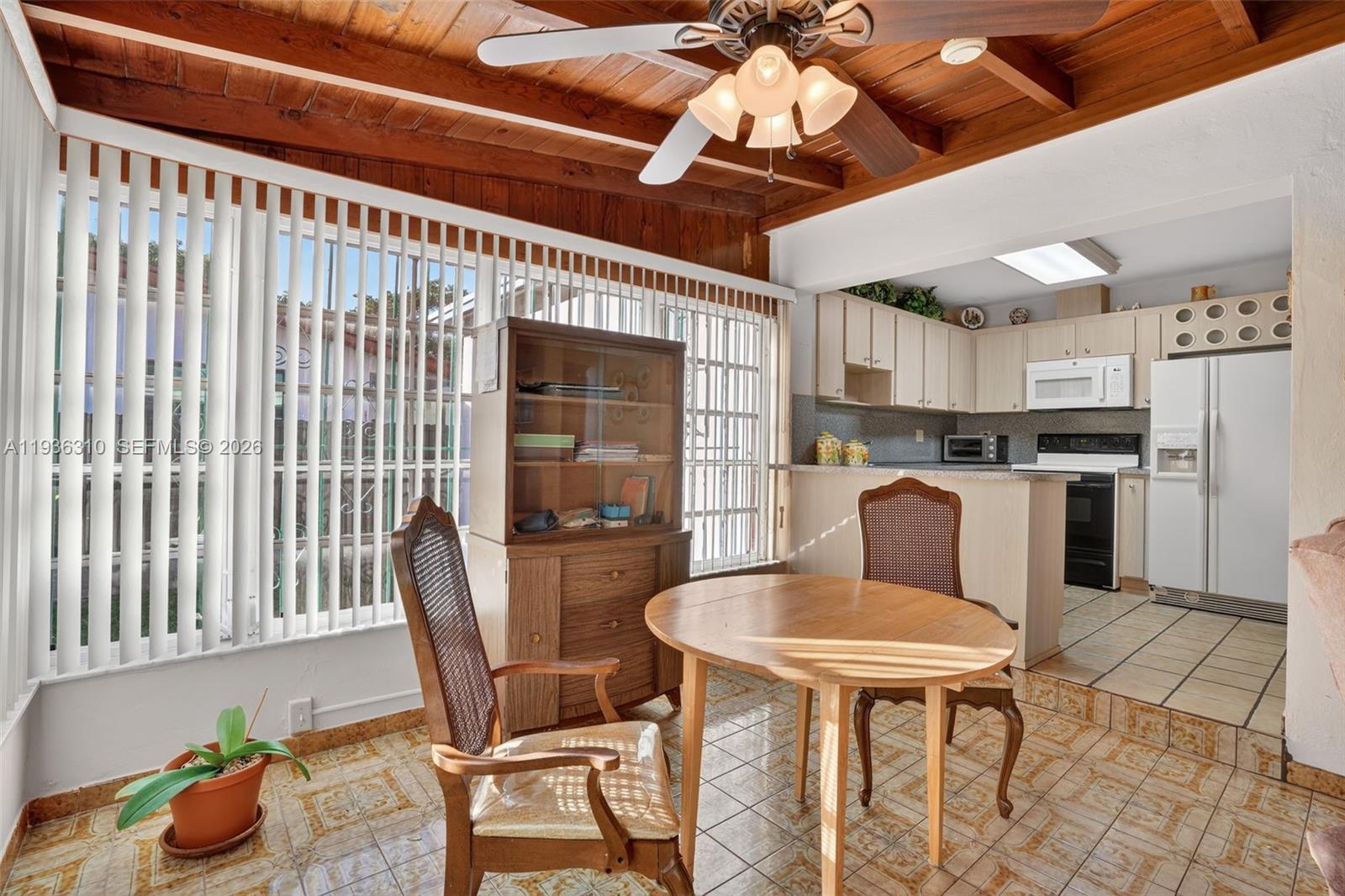 1633 SW 30th Ave Miami, FL 33145