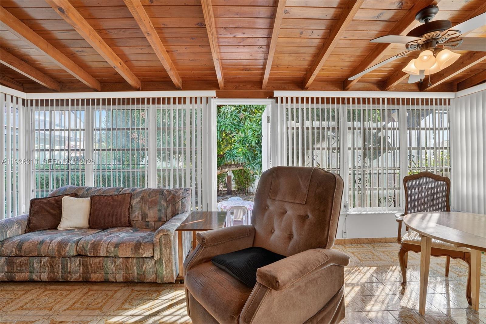 1633 SW 30th Ave Miami, FL 33145