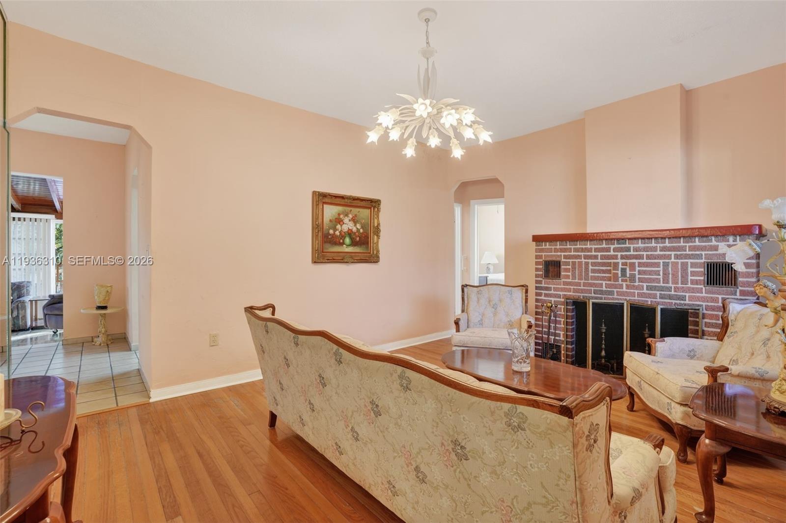 1633 SW 30th Ave Miami, FL 33145