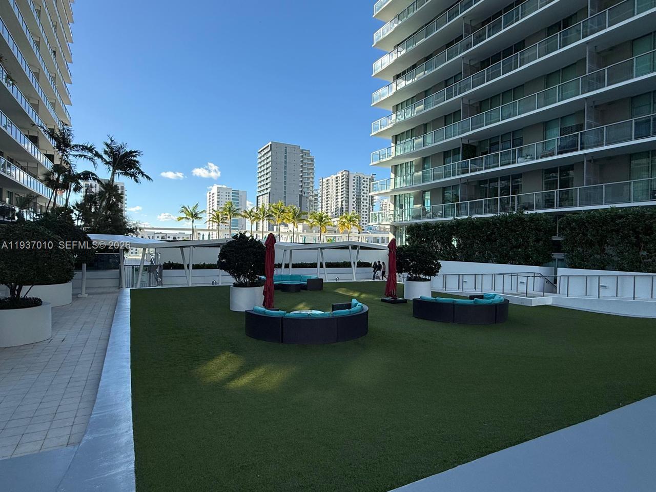 image Axis on Brickell North39