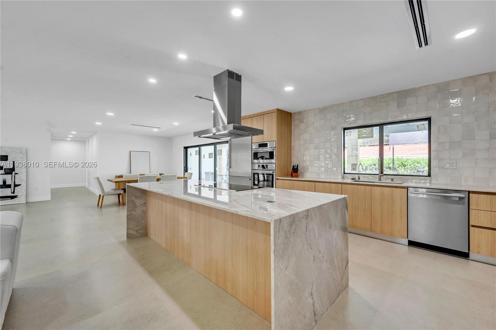 13407 SW 59th Ave Pinecrest, FL 33156