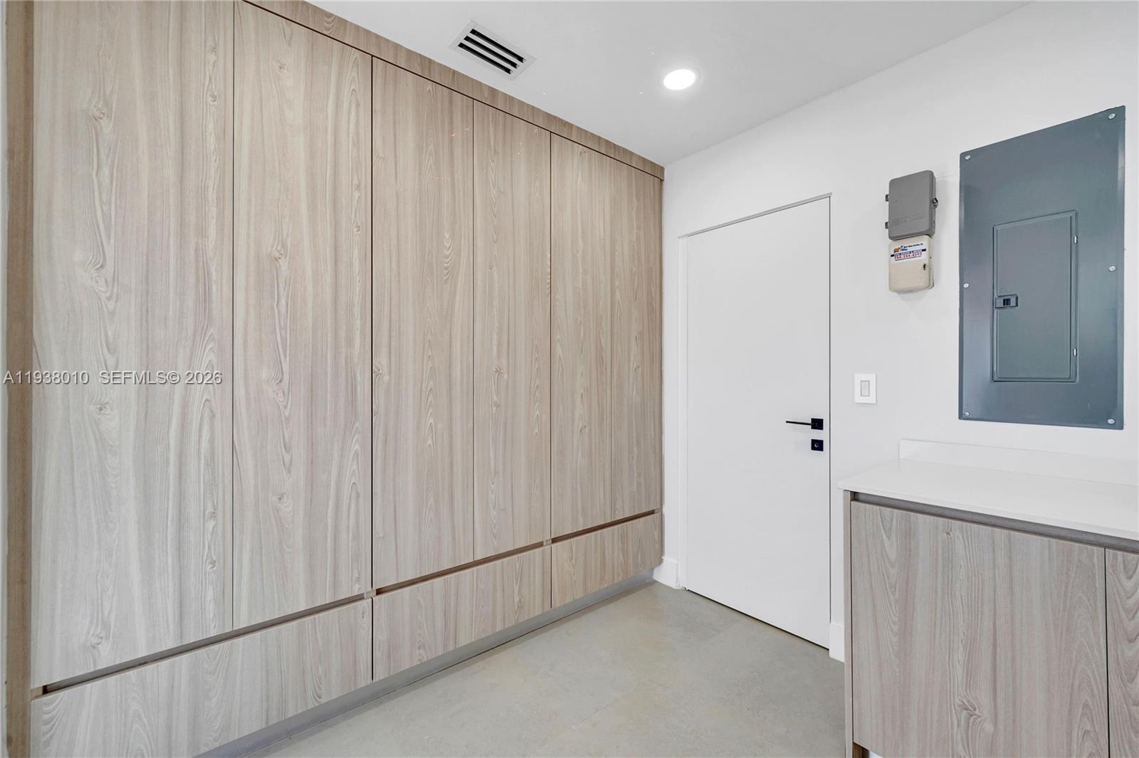 13407 SW 59th Ave Pinecrest, FL 33156