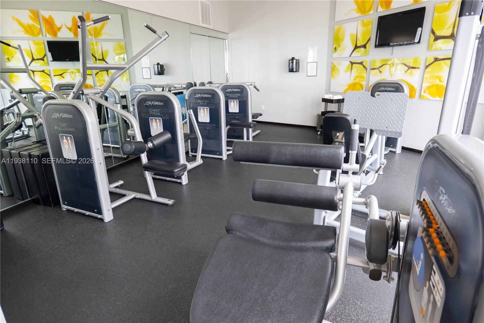 image Ocean Four Condo24