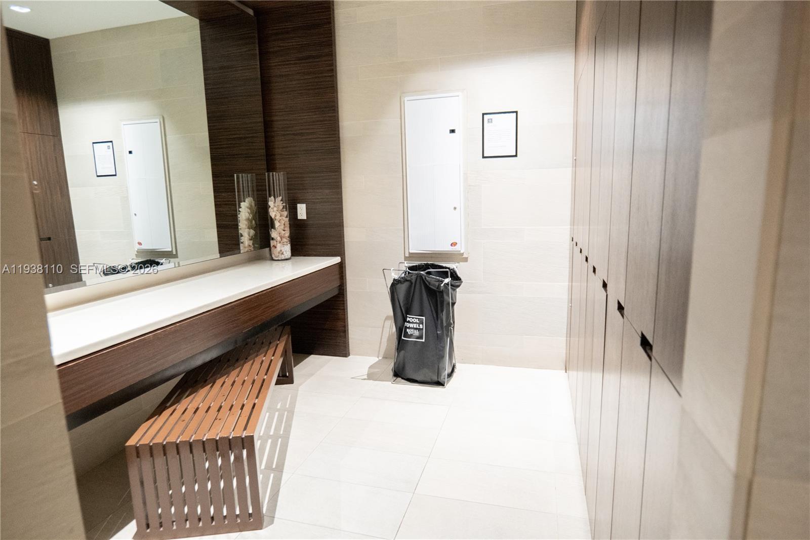 image Ocean Four Condo25