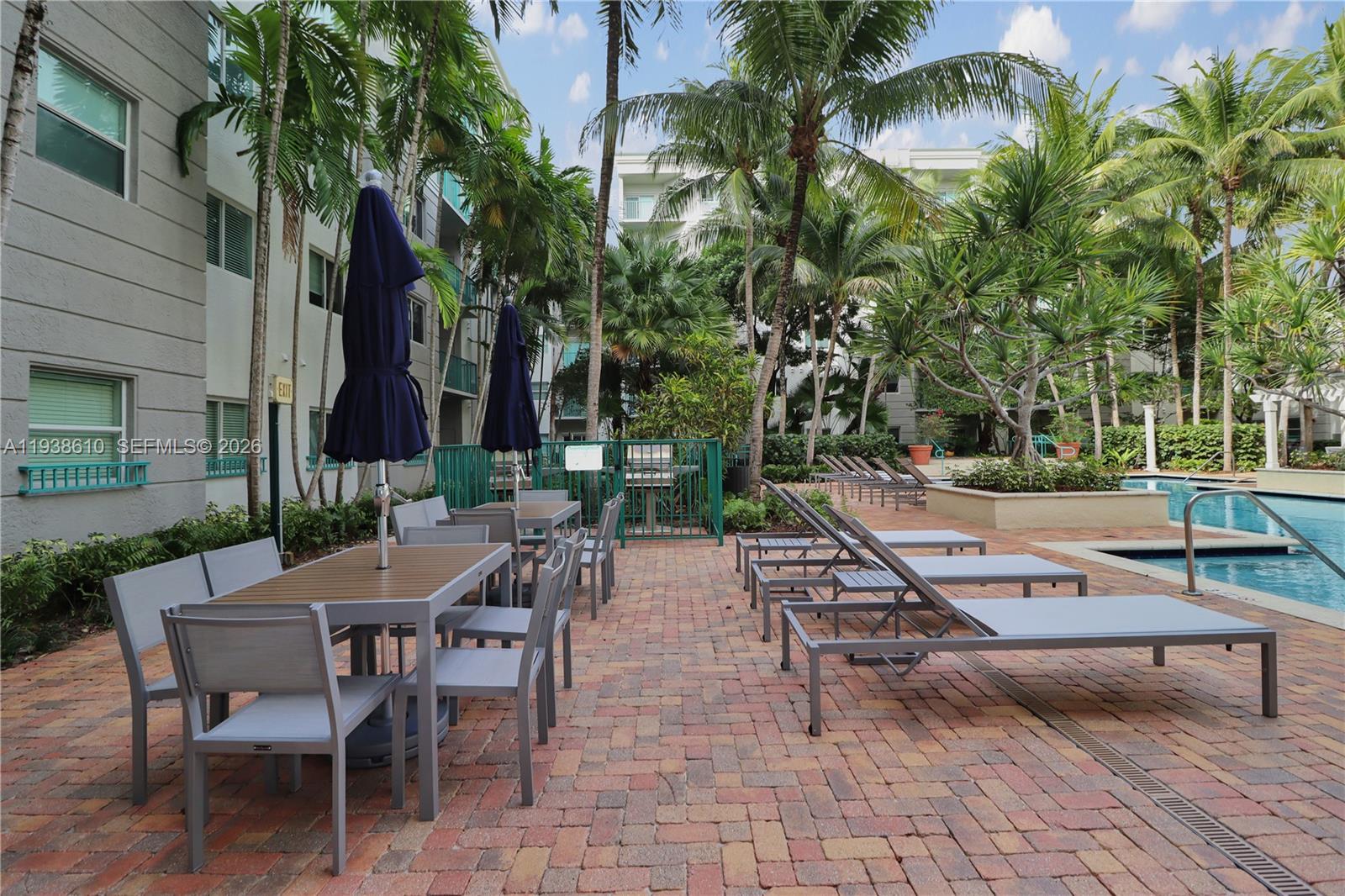 6001 SW 70th St #249 South Miami, FL 33143