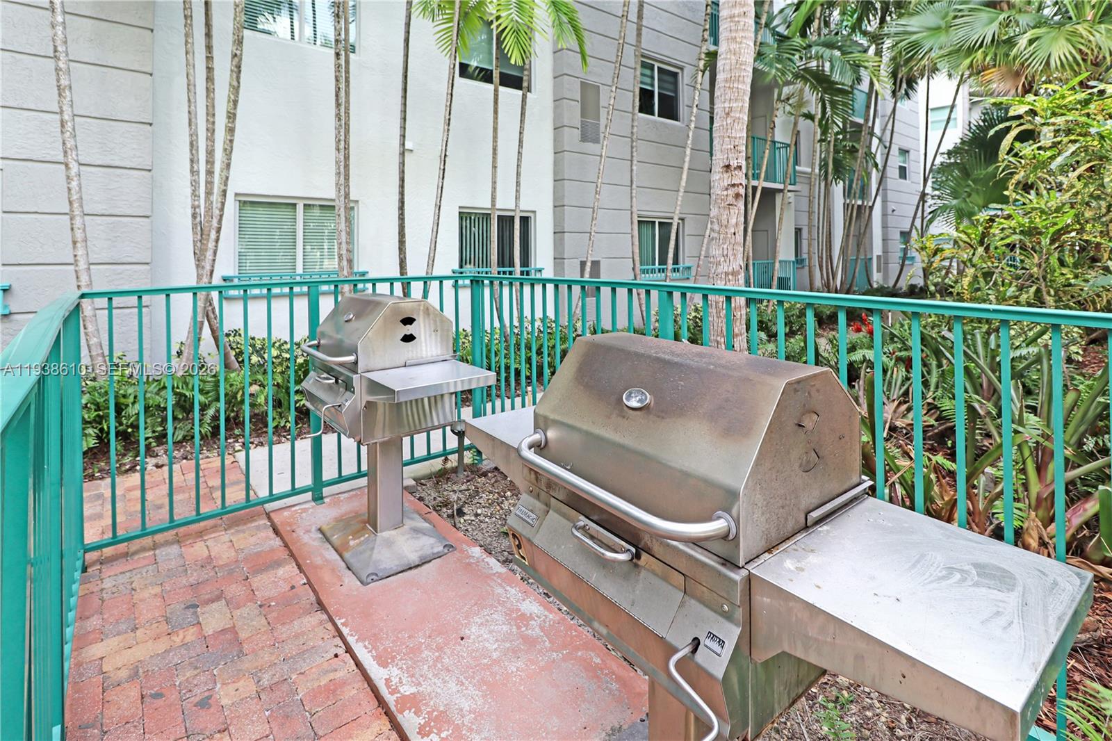 6001 SW 70th St #249 South Miami, FL 33143