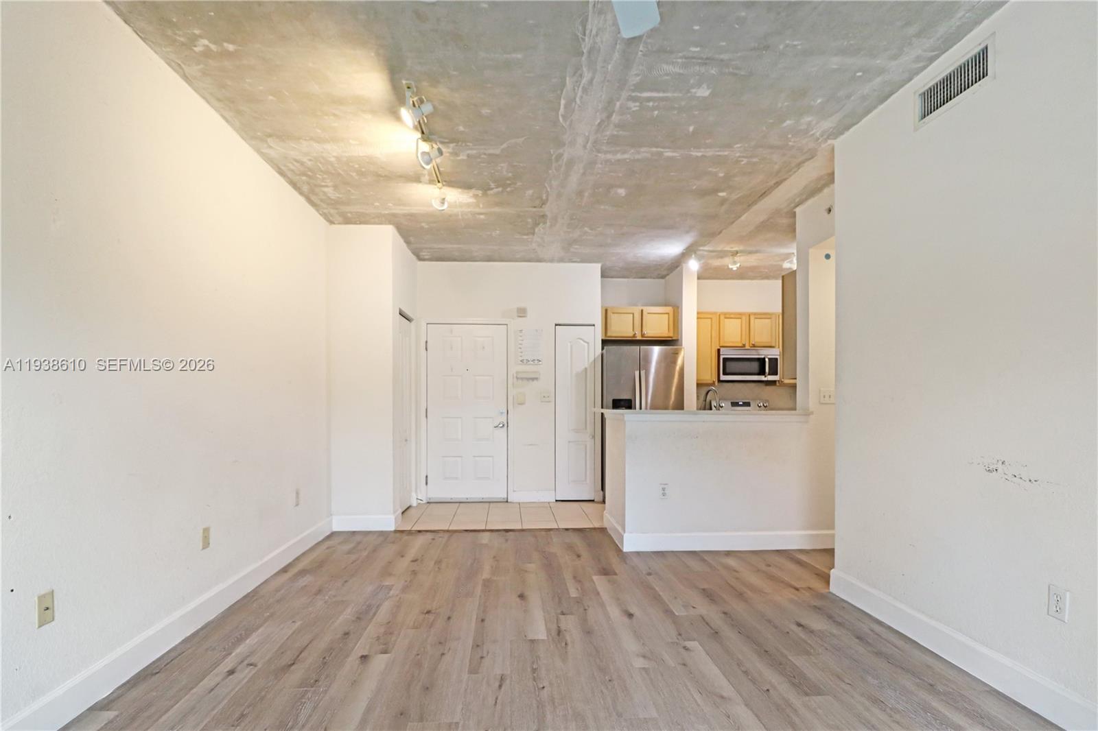 6001 SW 70th St #249 South Miami, FL 33143