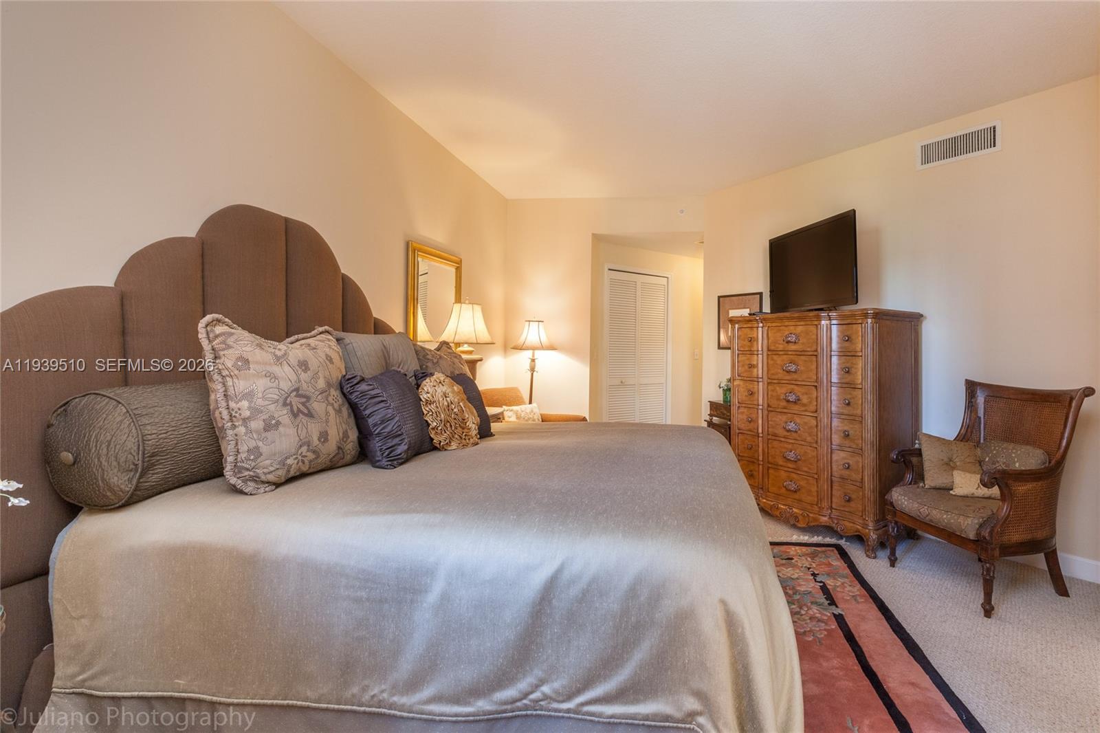 image 100 Andalusia Condo20