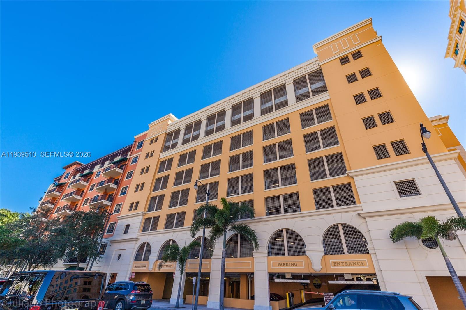 image 100 Andalusia Condo26