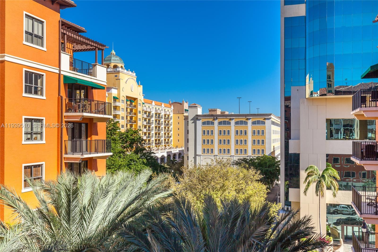 image 100 Andalusia Condo3