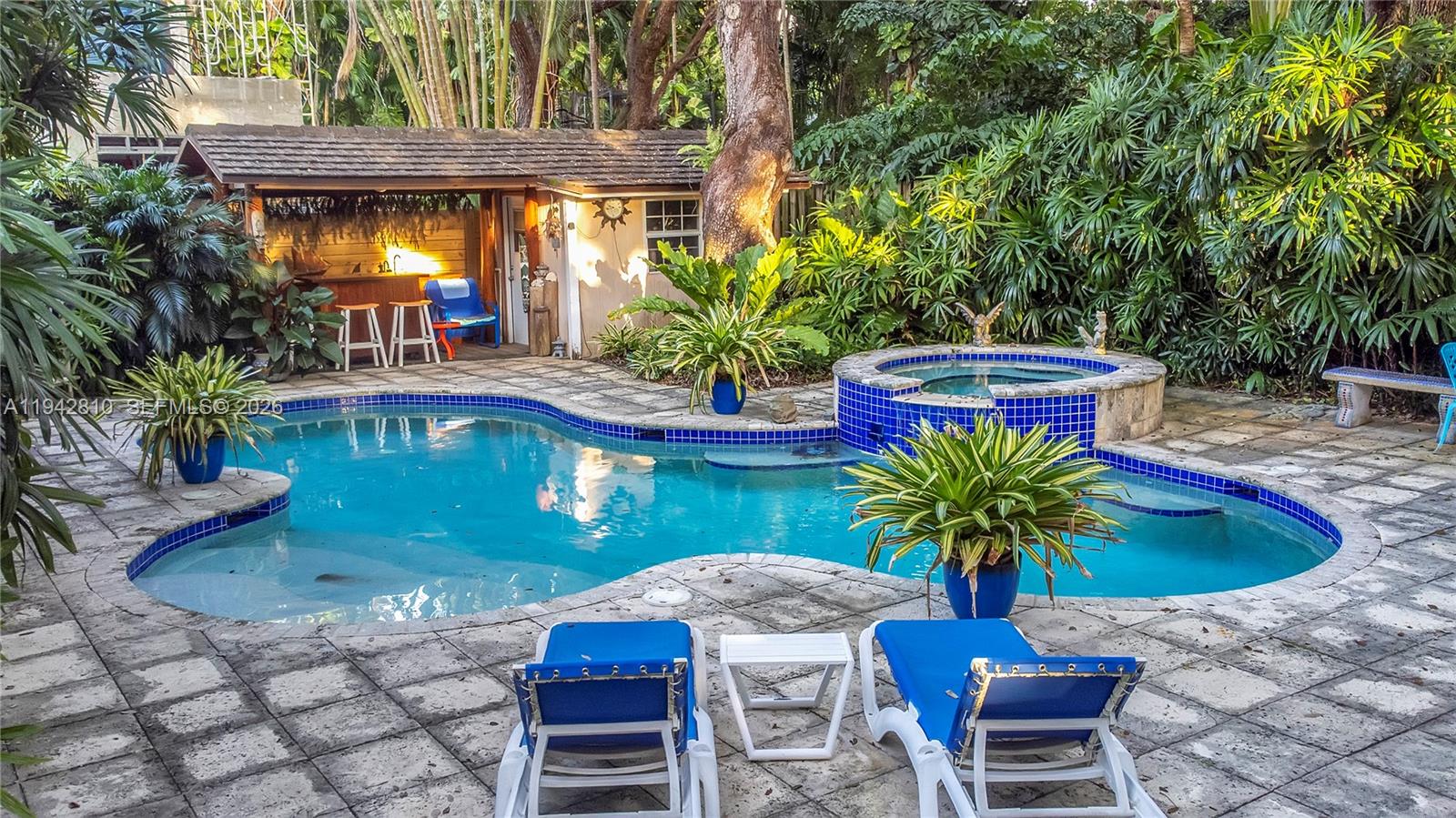 2496-2490 Abaco Ave Miami, FL 33133