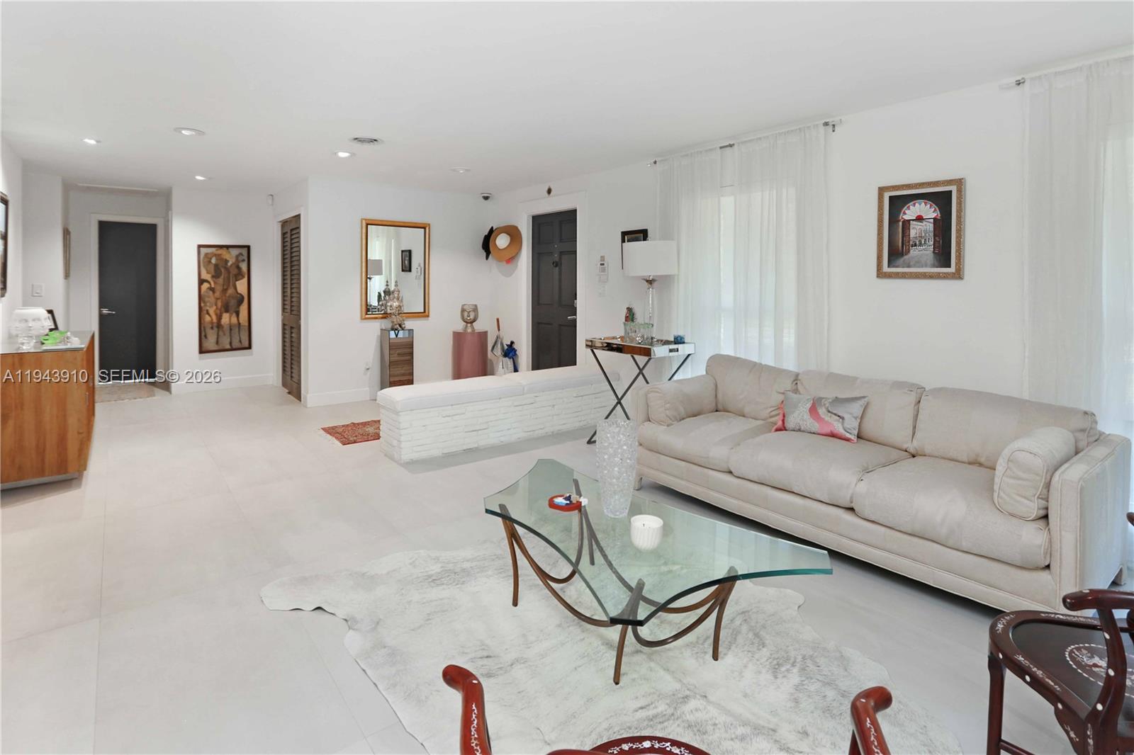 6221 SW 65th Ave South Miami, FL 33143