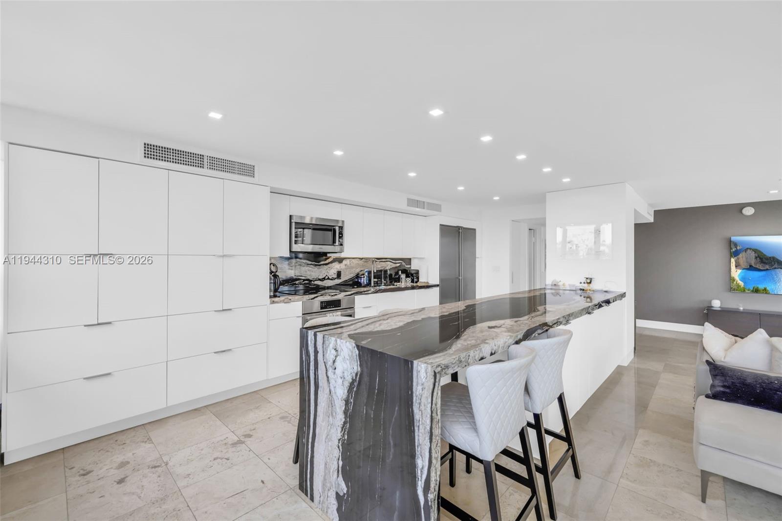 11 Island Ave #411 Miami Beach, FL 33139