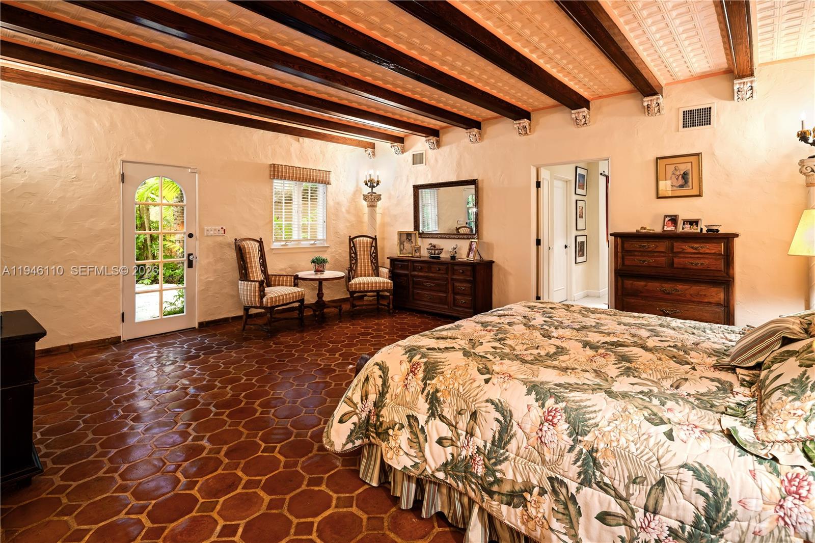 925 Castile Plz Coral Gables, FL 33134