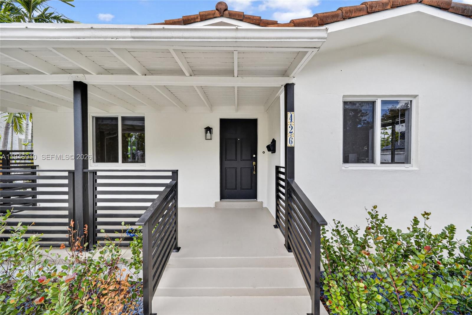 426 SW 26th Rd Miami, FL 33129