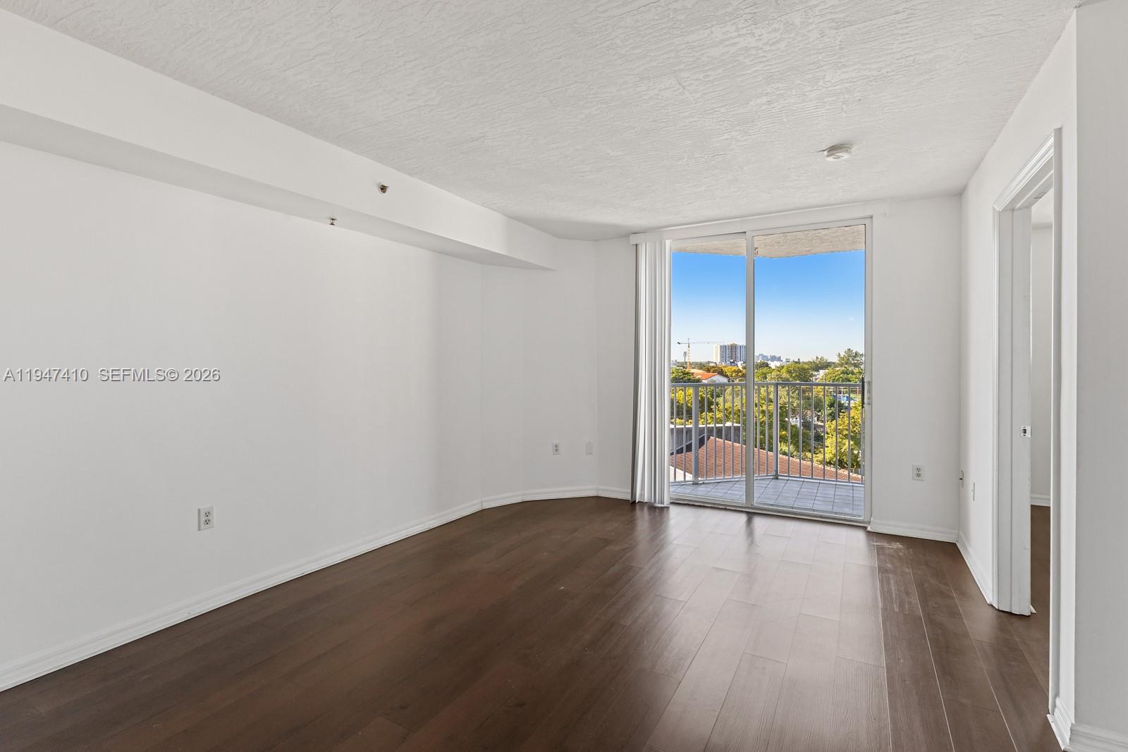 102 SW 6th Ave #605 Miami, FL 33130