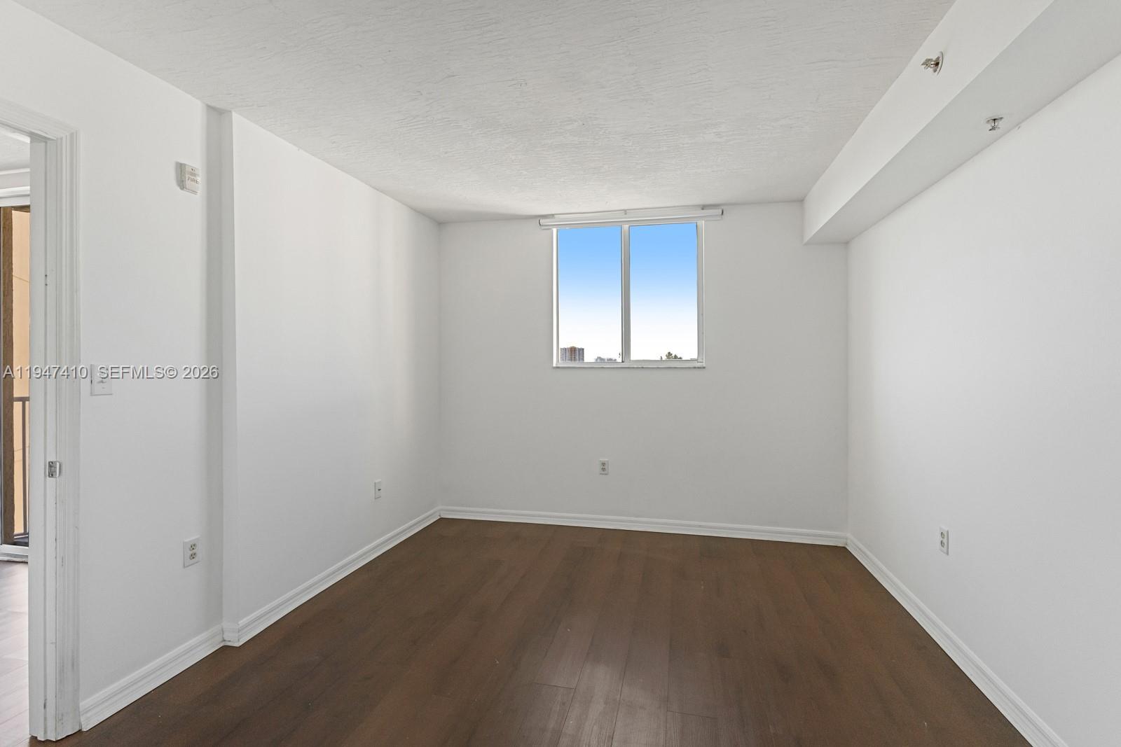 102 SW 6th Ave #605 Miami, FL 33130