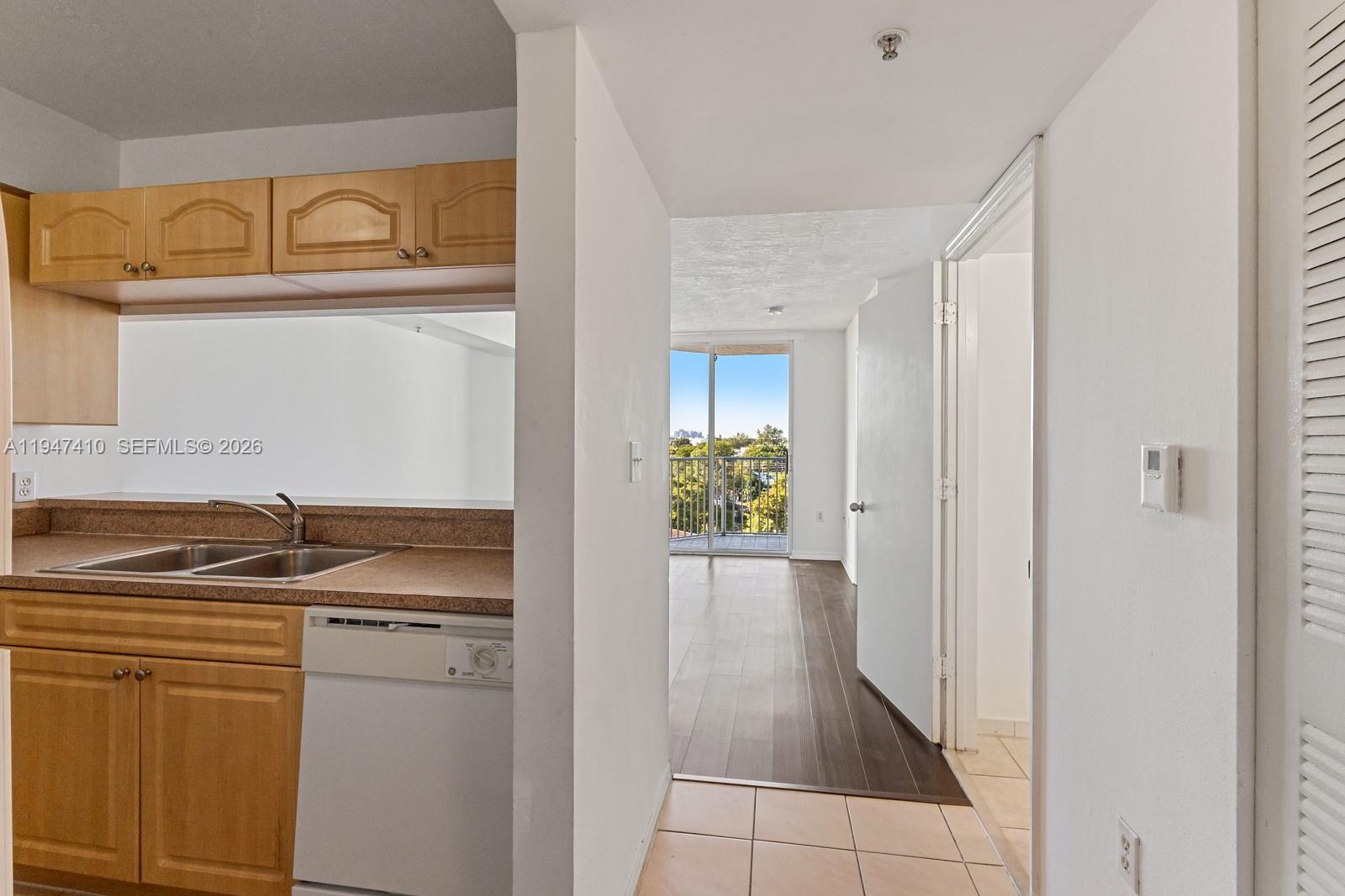 102 SW 6th Ave #605 Miami, FL 33130