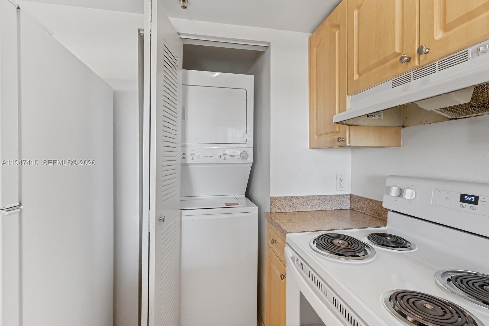 102 SW 6th Ave #605 Miami, FL 33130