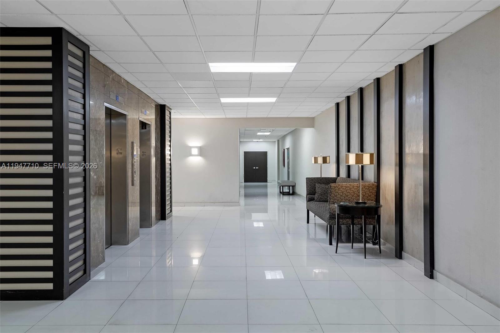 1623 Collins Ave #812 Miami Beach, FL 33139