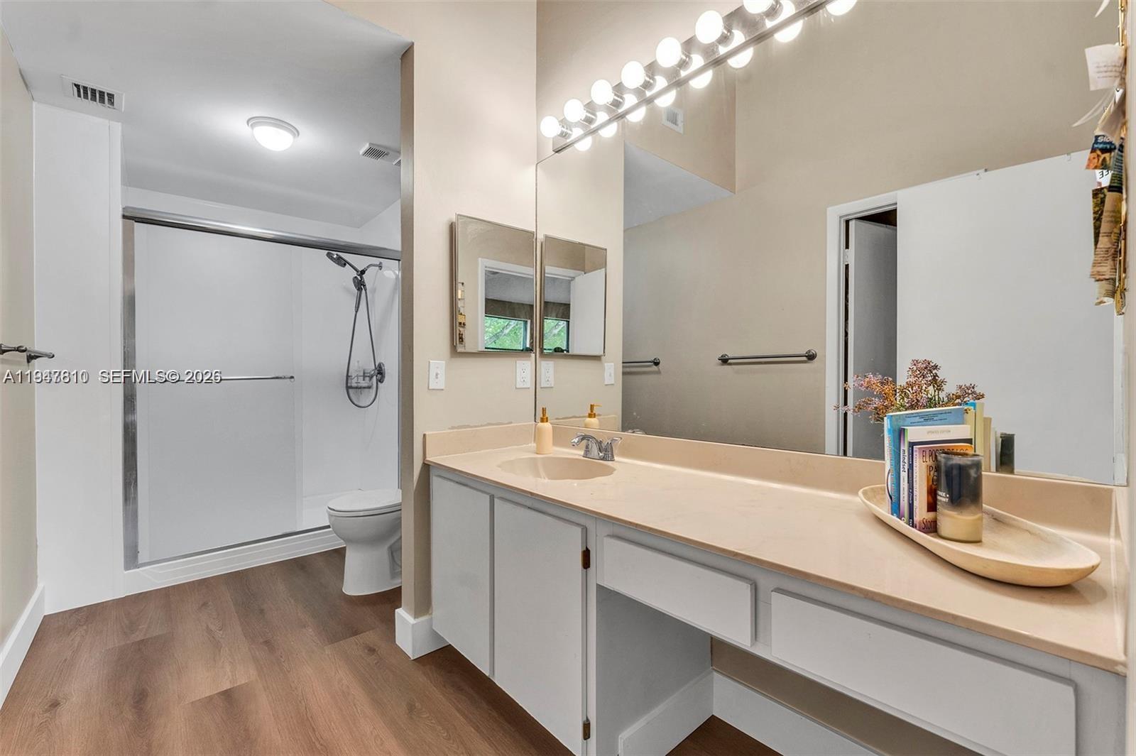 123 NW 98th Ter Plantation, FL 33324