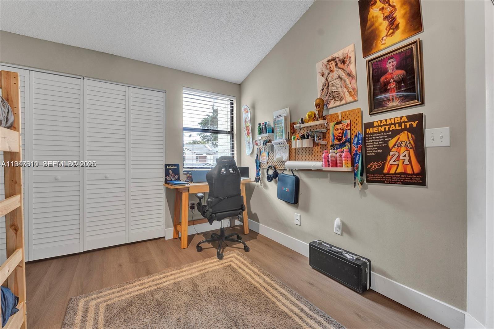 123 NW 98th Ter Plantation, FL 33324