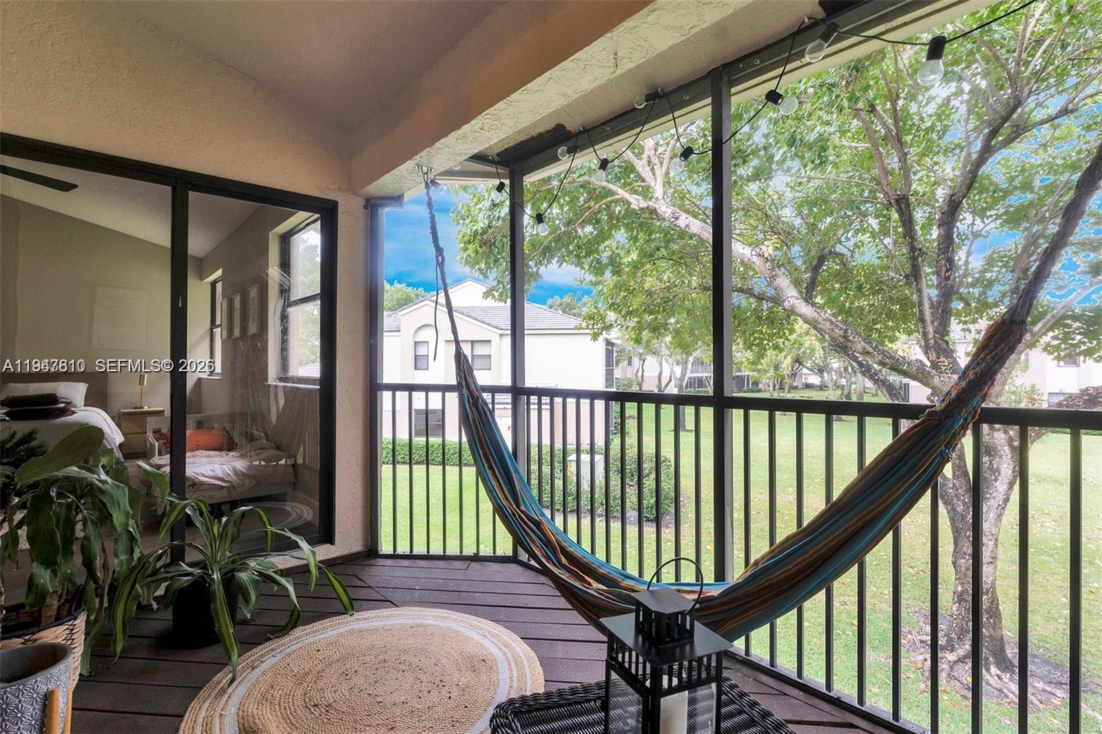 123 NW 98th Ter Plantation, FL 33324