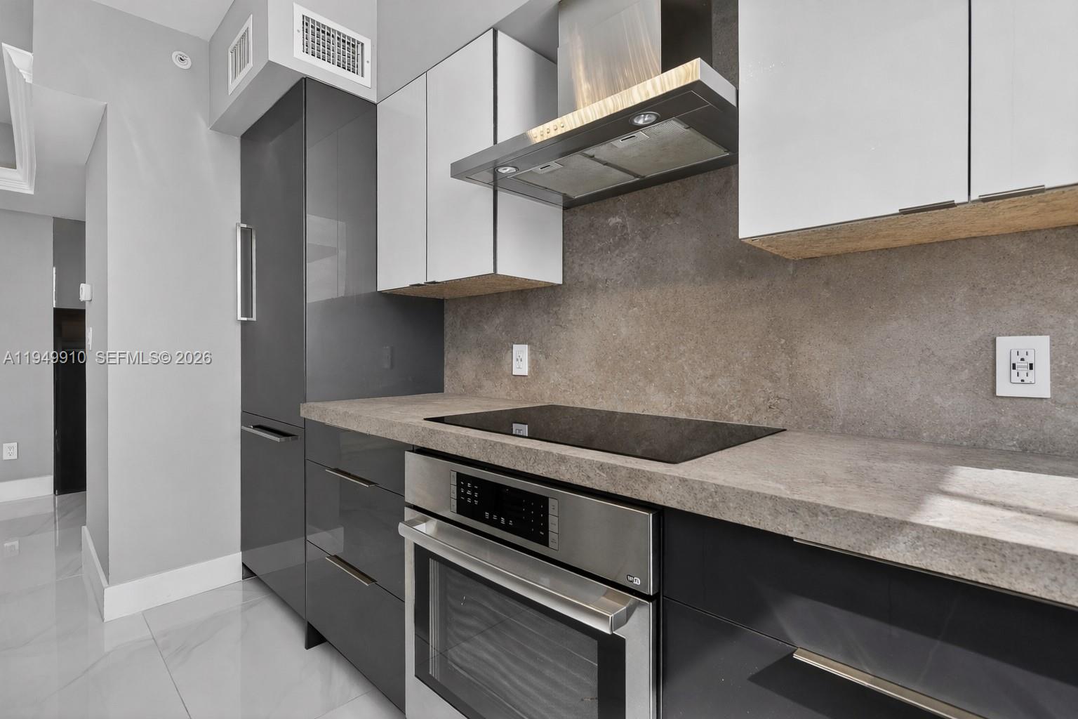 image The Waverly at South Beach11