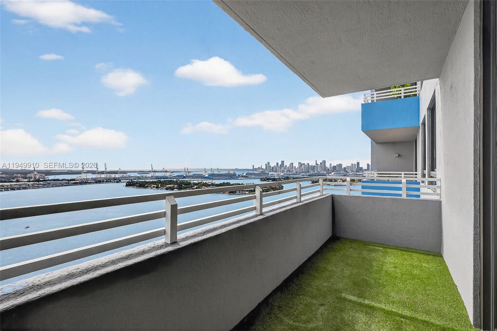 image The Waverly at South Beach27