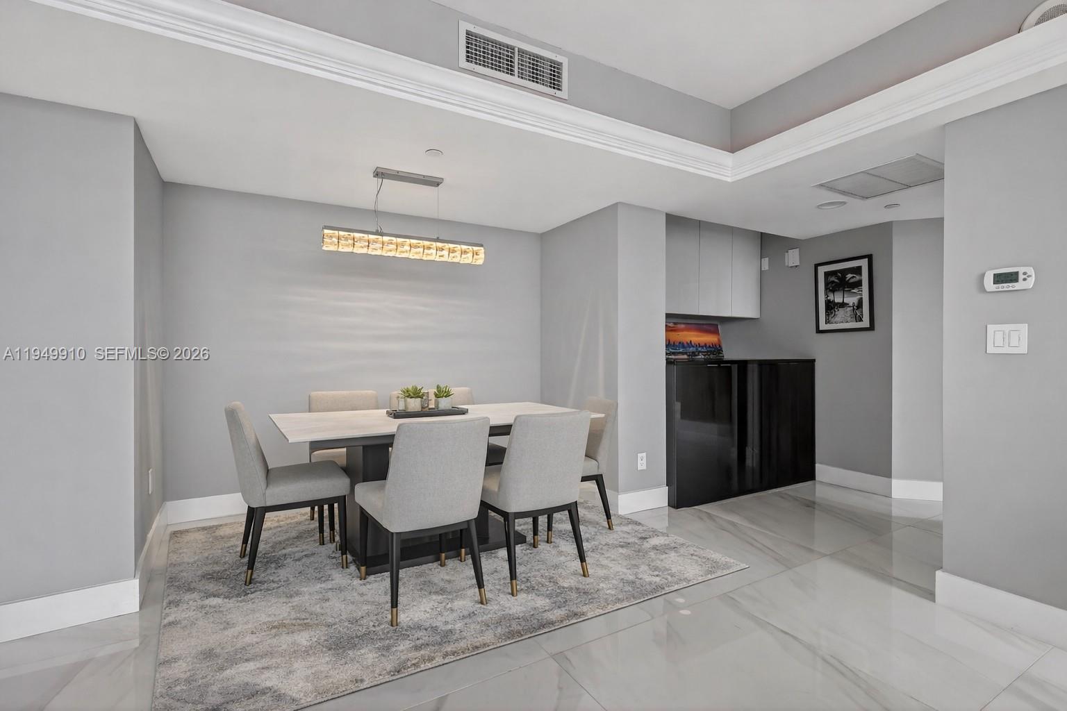 image The Waverly at South Beach4