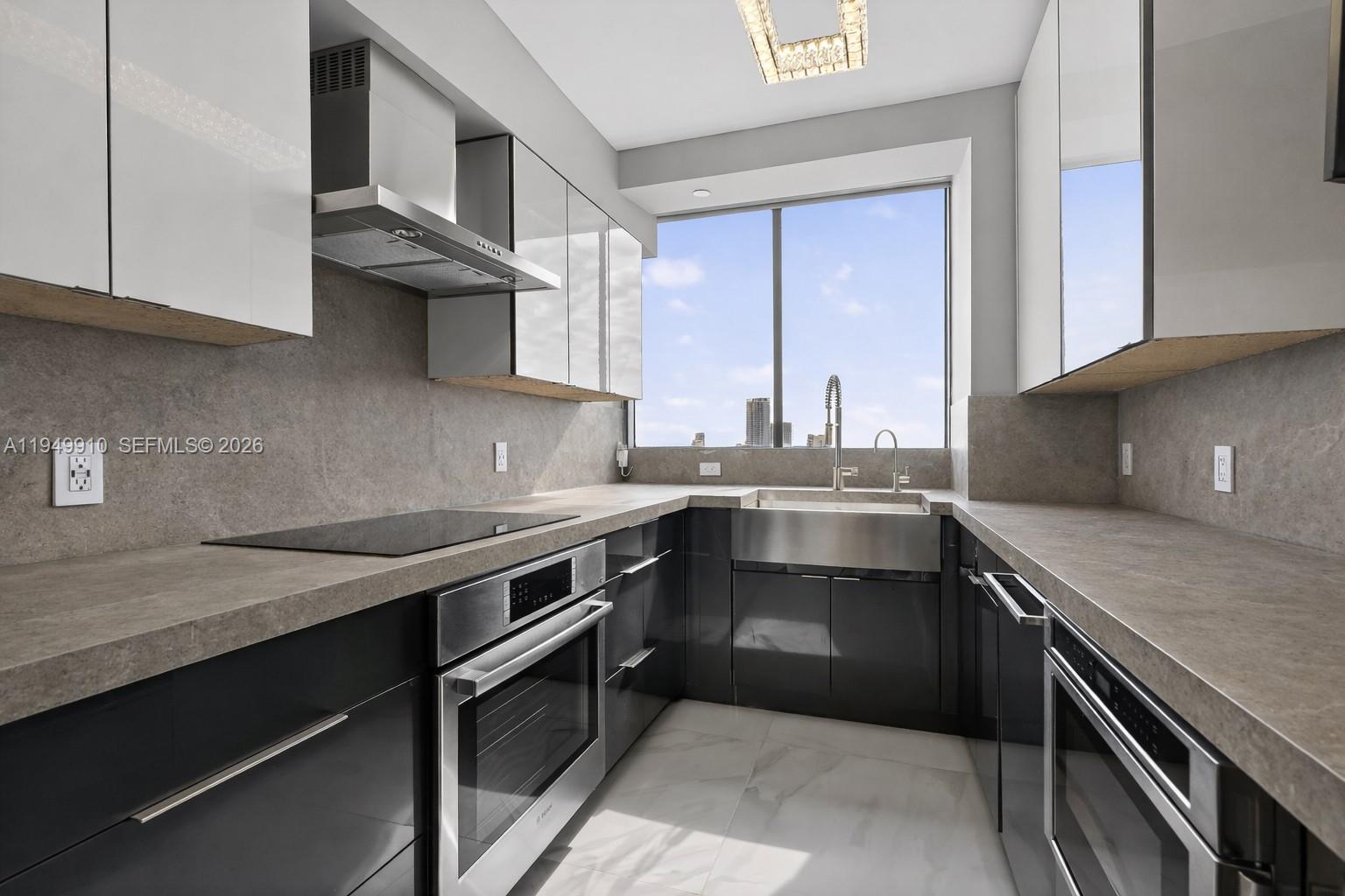 image The Waverly at South Beach8