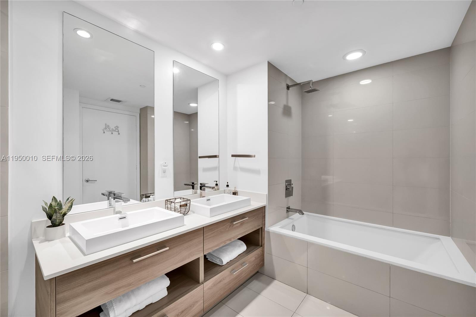 image Dua Miami (SLS Brickell)20