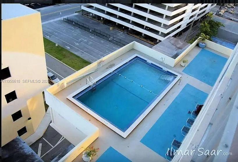 1720 Harrison St #9A