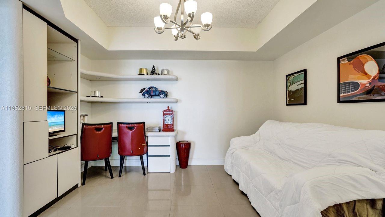 20281 E Country Clb Dr #809 Aventura, FL 33180