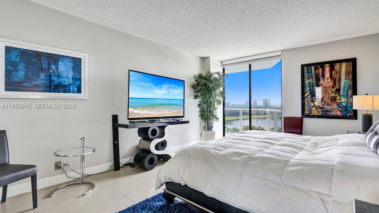 20281 E Country Clb Dr #809 Aventura, FL 33180