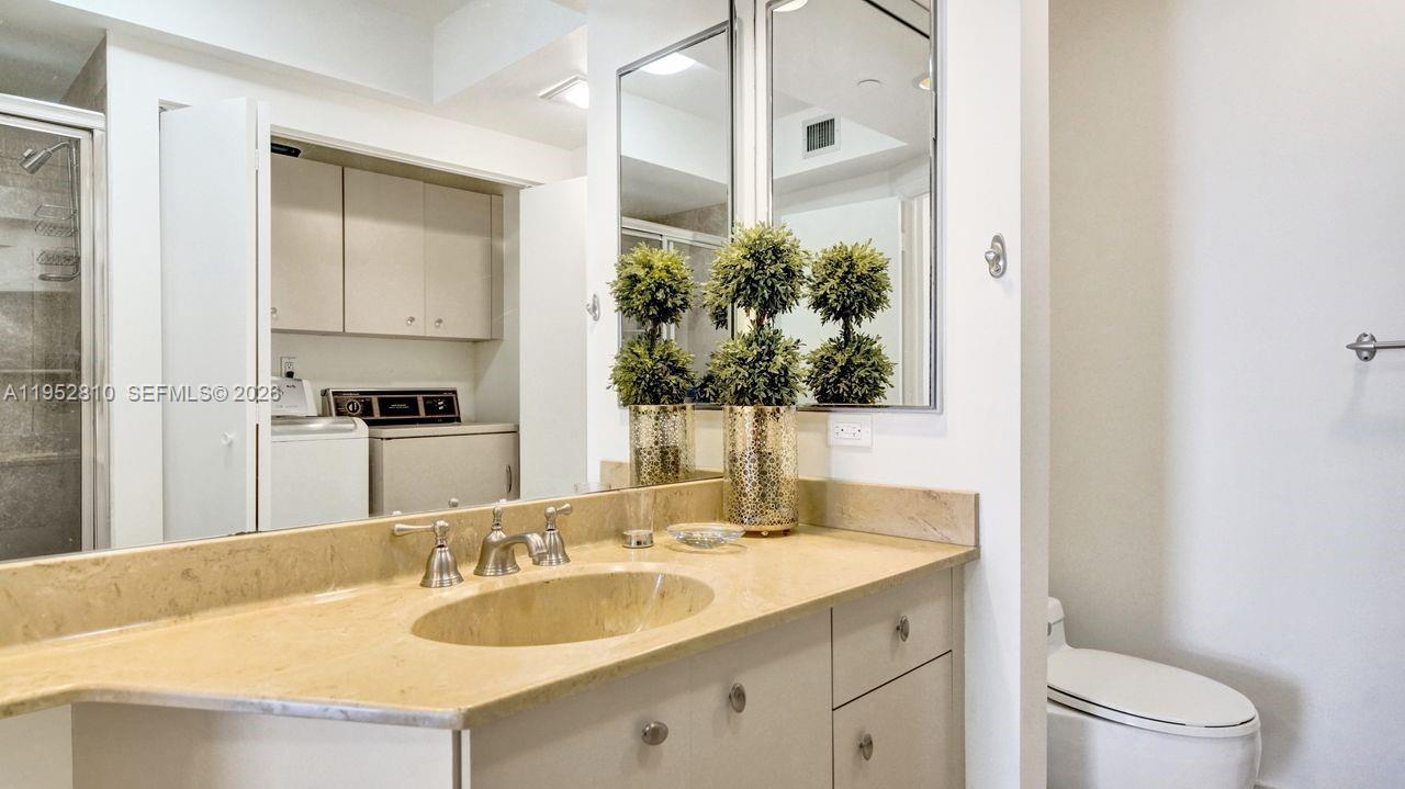 20281 E Country Clb Dr #809 Aventura, FL 33180