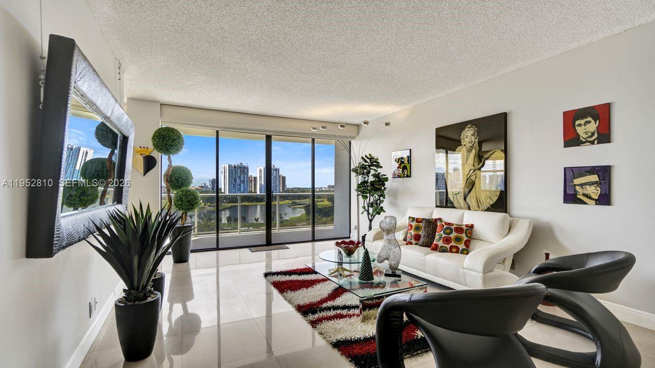 20281 E Country Clb Dr #809 Aventura, FL 33180