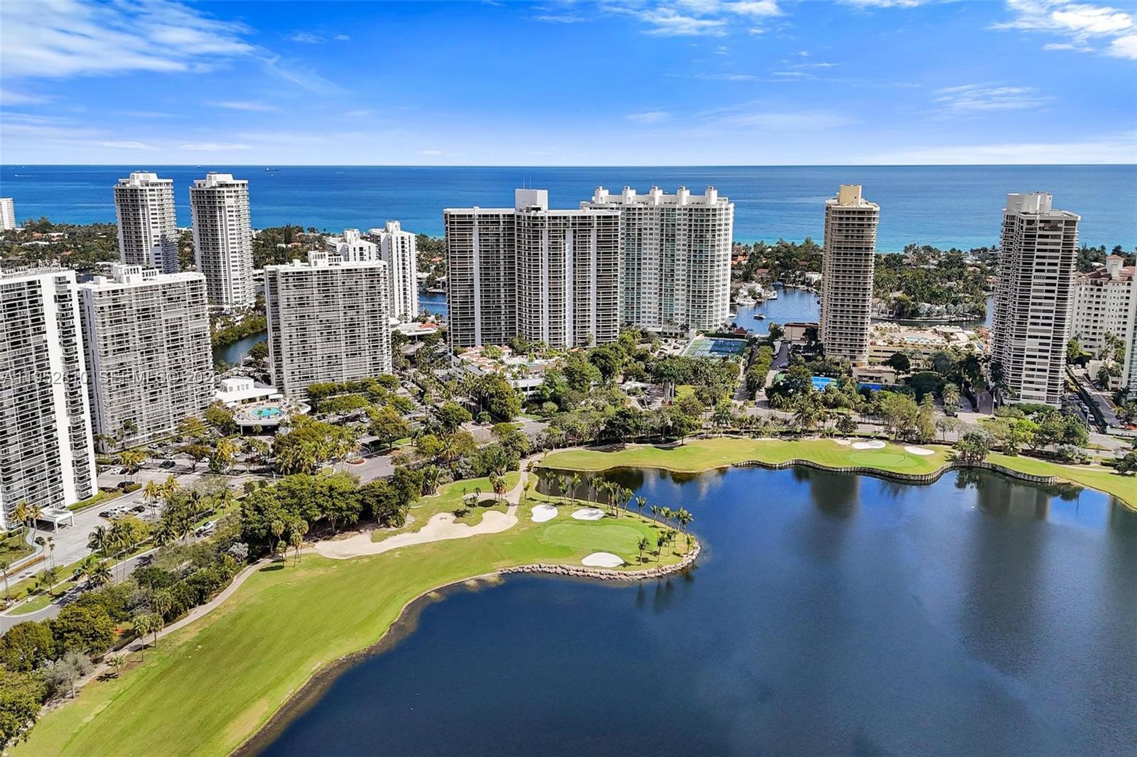 20281 E Country Clb Dr #809 Aventura, FL 33180