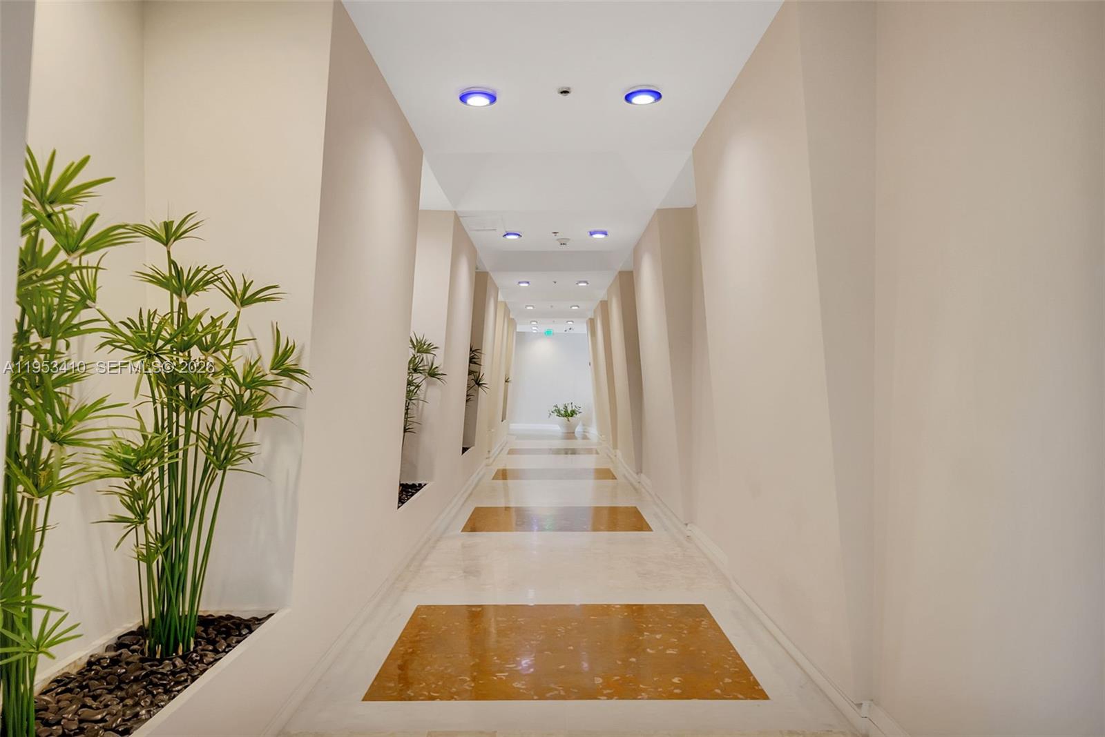 5151 Collins Ave #729 Miami Beach, FL 33140