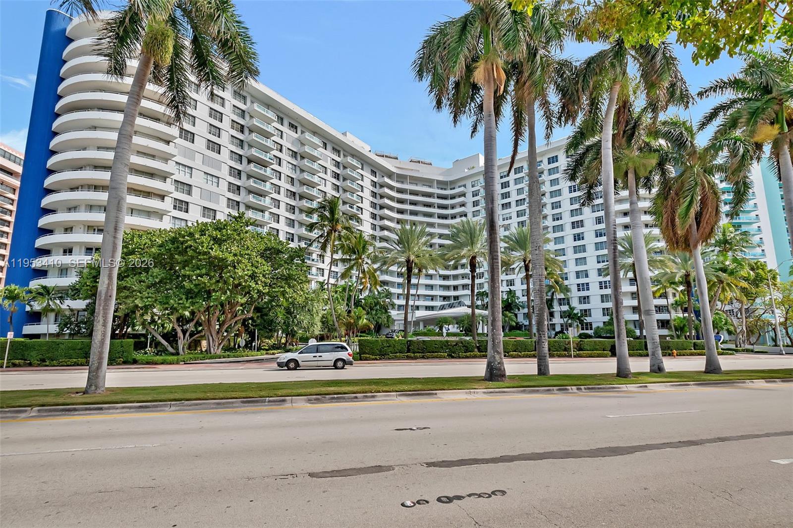 5151 Collins Ave #729 Miami Beach, FL 33140