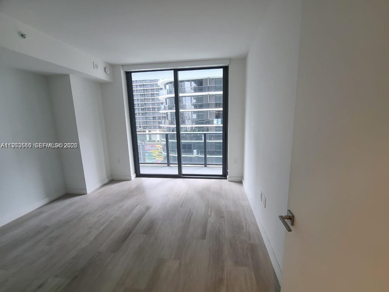 image Brickell Heights West2