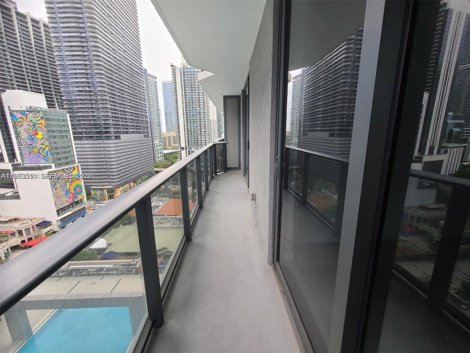 image Brickell Heights West5